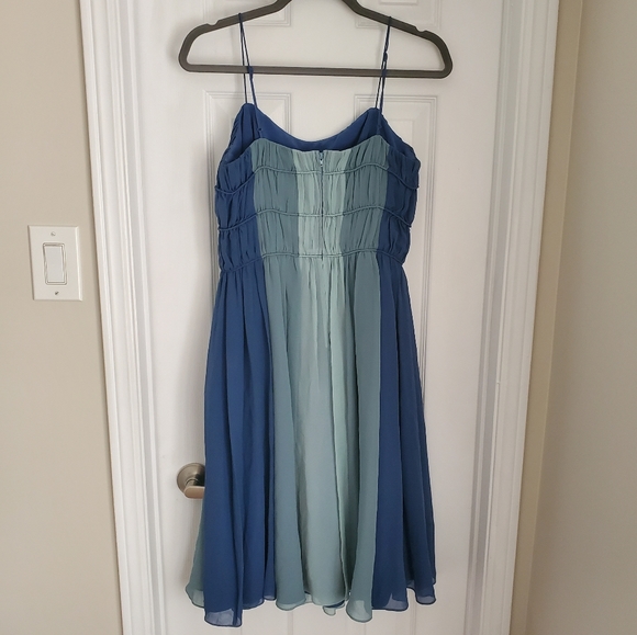 100% Silk VEUC Blue Striped Betsy Johnson Dress - Picture 4 of 5